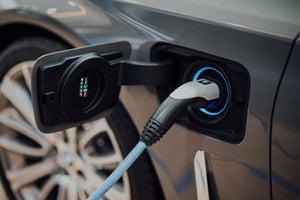 electriccarcharge.jpg